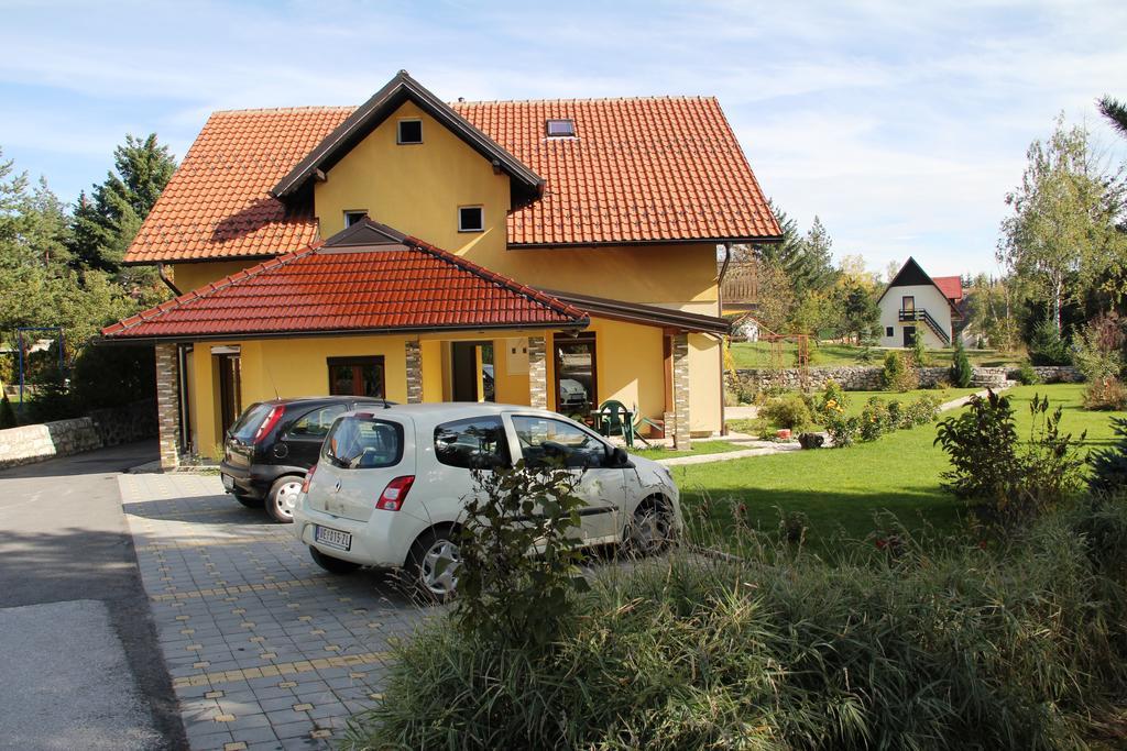 Omiljeni Apartments زلاتيبور المظهر الخارجي الصورة